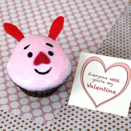 Name:  piglet-valentine-cupcake-recipe-photo-420x420-B.jpg
Views: 217
Size:  31.2 KB