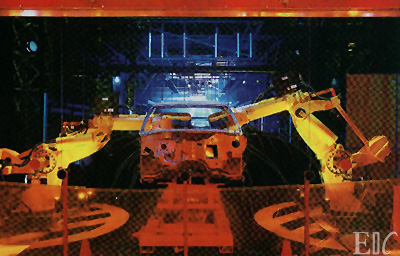 Robots welding car